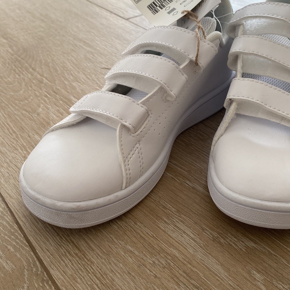 Adidas Stan Smith Velcro 3 strap sneakers, white w/green back, size 1.5, NWT - Picture 9 of 11